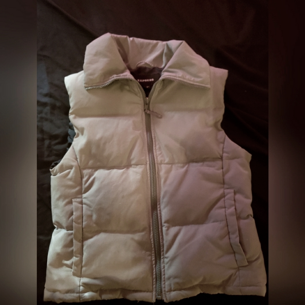 Express small puffy vest grey